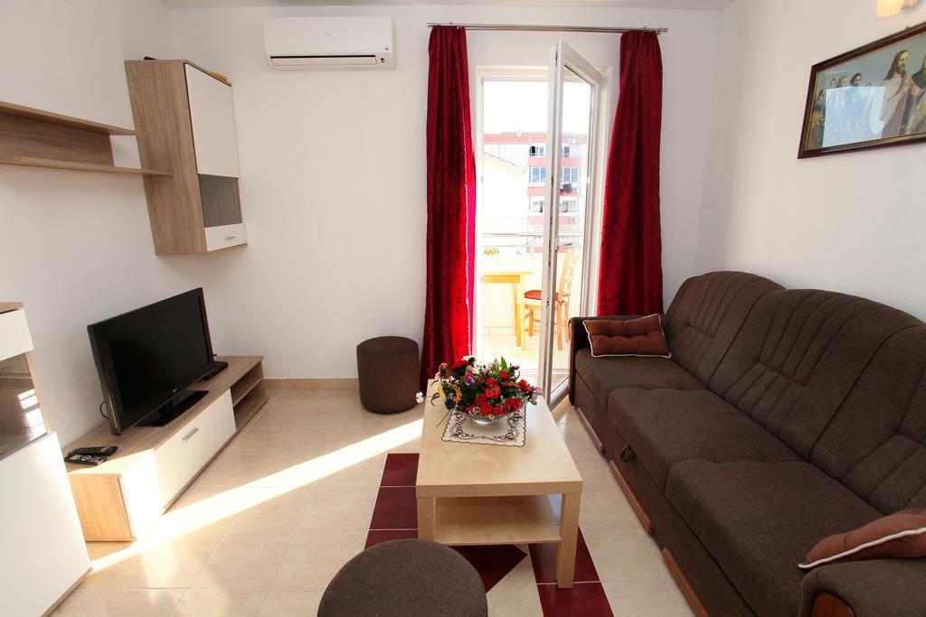 Apartments Villa Karlo Kaštela Exterior foto